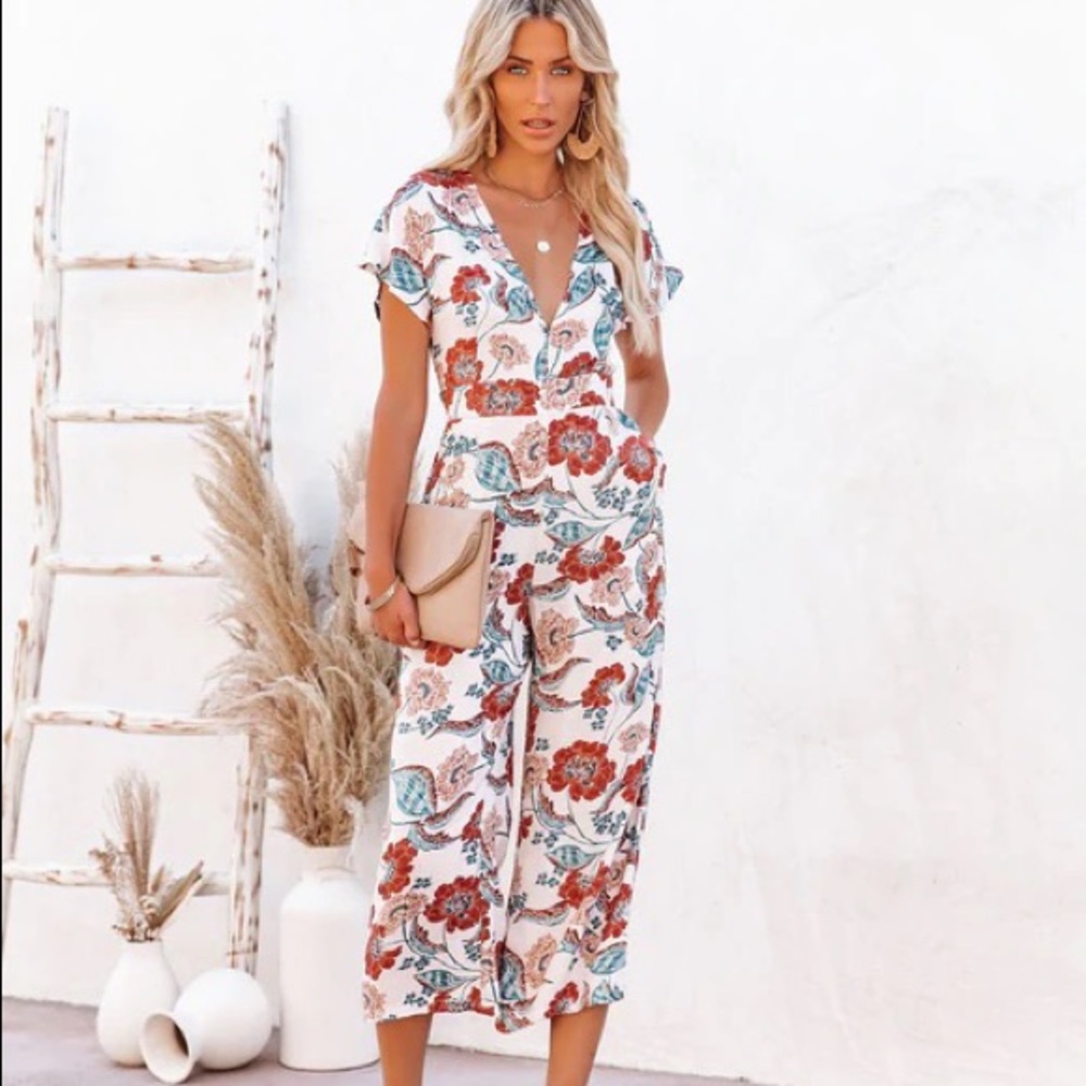 VICI - Hollow Floral Pocketed Tie Jumpsuit - Size small